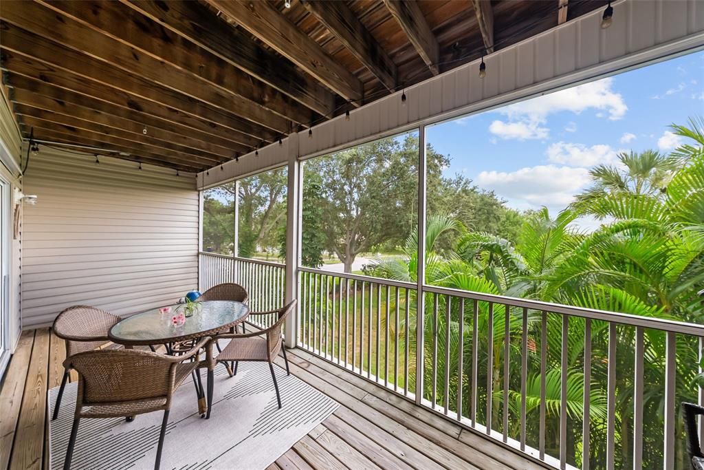 For Sale: $450,000 (2 beds, 2 baths, 1595 Square Feet)