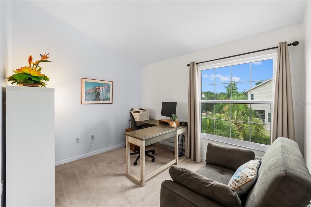 For Sale: $450,000 (2 beds, 2 baths, 1595 Square Feet)