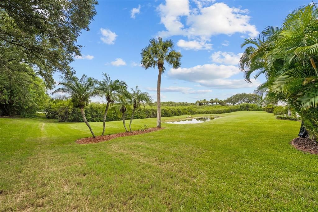 For Sale: $450,000 (2 beds, 2 baths, 1595 Square Feet)