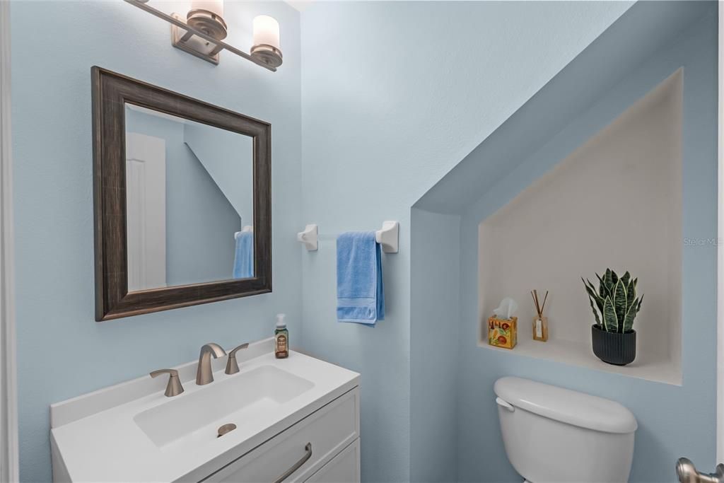 For Sale: $450,000 (2 beds, 2 baths, 1595 Square Feet)
