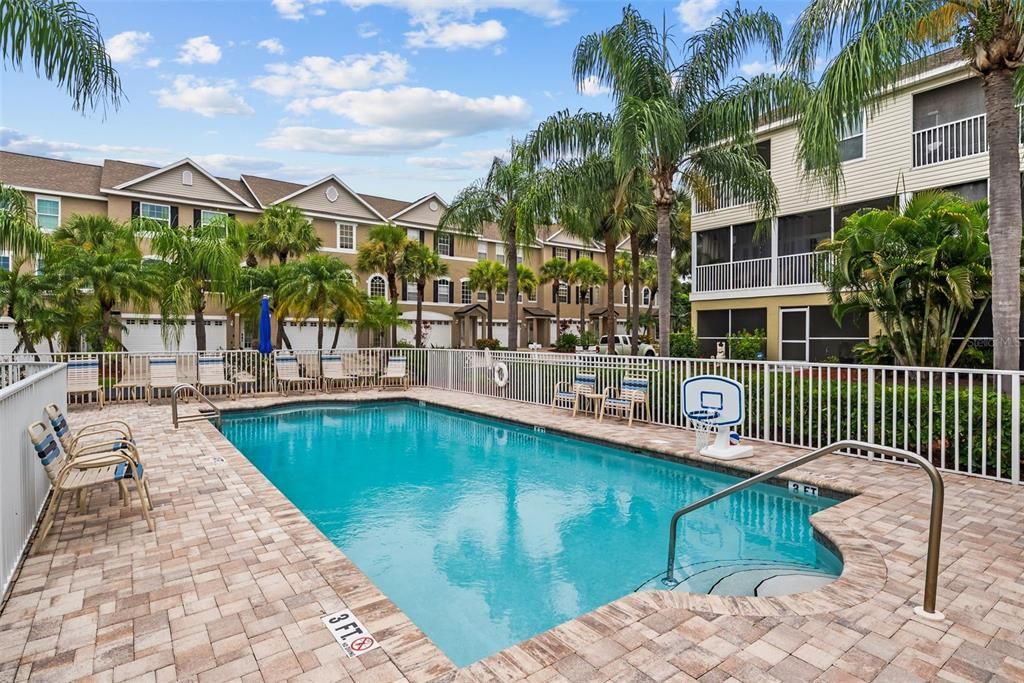 For Sale: $450,000 (2 beds, 2 baths, 1595 Square Feet)