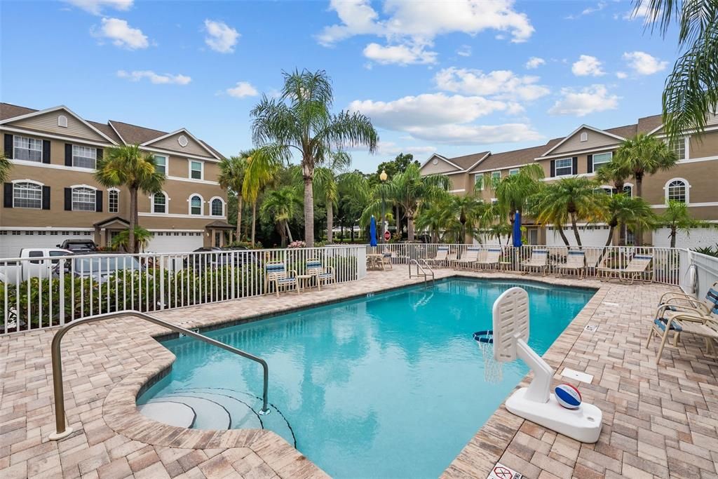 For Sale: $450,000 (2 beds, 2 baths, 1595 Square Feet)