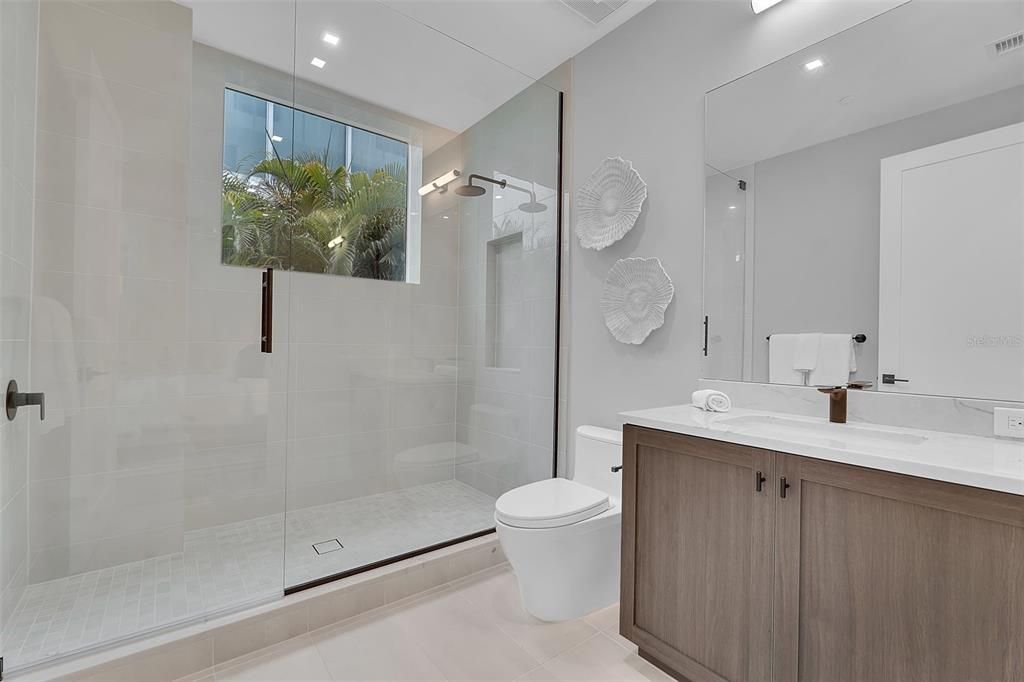 На продажу: $6,750,000 (4 спален, 4 ванн, 3348 Квадратных фут)