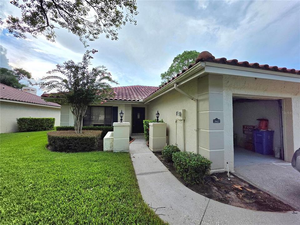 En Venta: $249,999 (2 camas, 2 baños, 1166 Pies cuadrados)