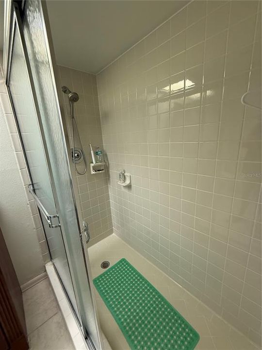 For Sale: $249,999 (2 beds, 2 baths, 1166 Square Feet)