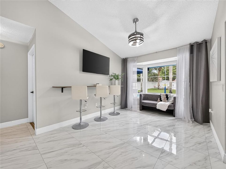 For Sale: $450,000 (3 beds, 2 baths, 1732 Square Feet)