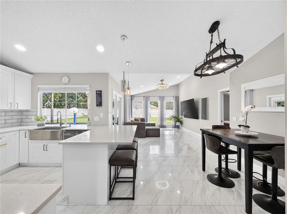 For Sale: $450,000 (3 beds, 2 baths, 1732 Square Feet)