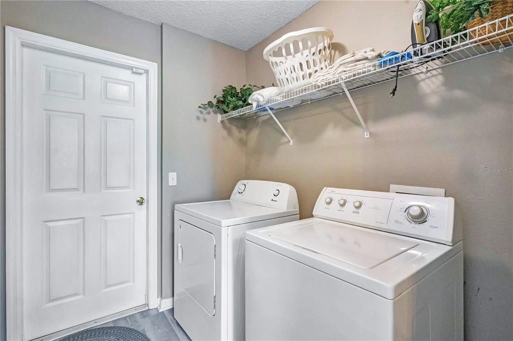 For Sale: $499,900 (6 beds, 4 baths, 2864 Square Feet)