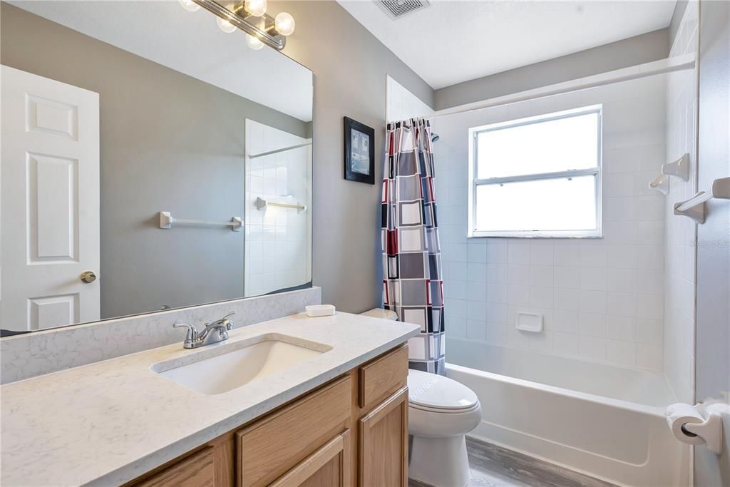 For Sale: $499,900 (6 beds, 4 baths, 2864 Square Feet)