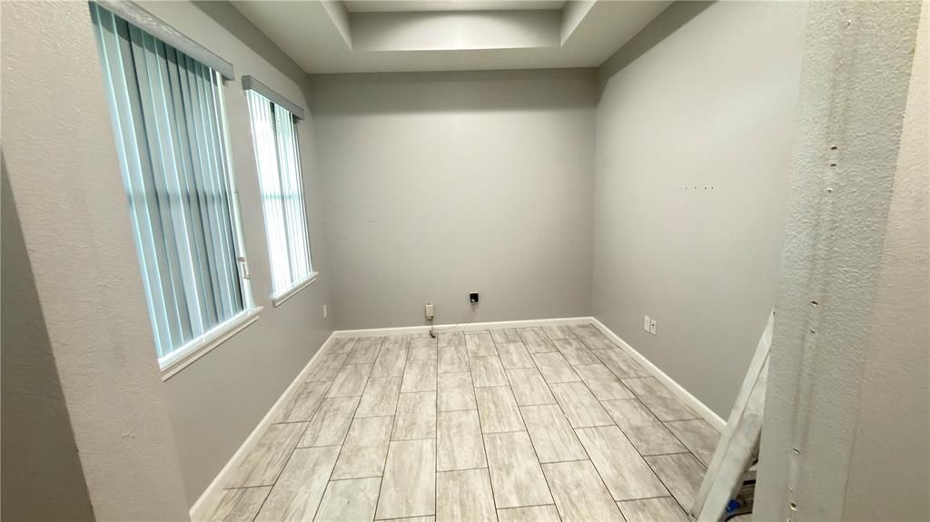 En Renta: $2,700 (4 camas, 2 baños, 1517 Pies cuadrados)