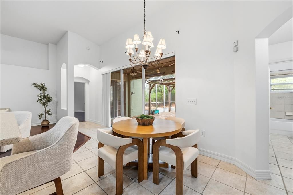 For Sale: $415,000 (4 beds, 3 baths, 2477 Square Feet)
