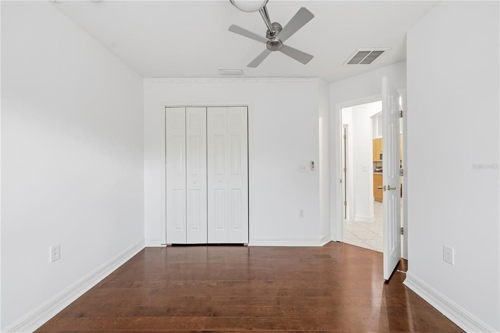 For Sale: $415,000 (4 beds, 3 baths, 2477 Square Feet)
