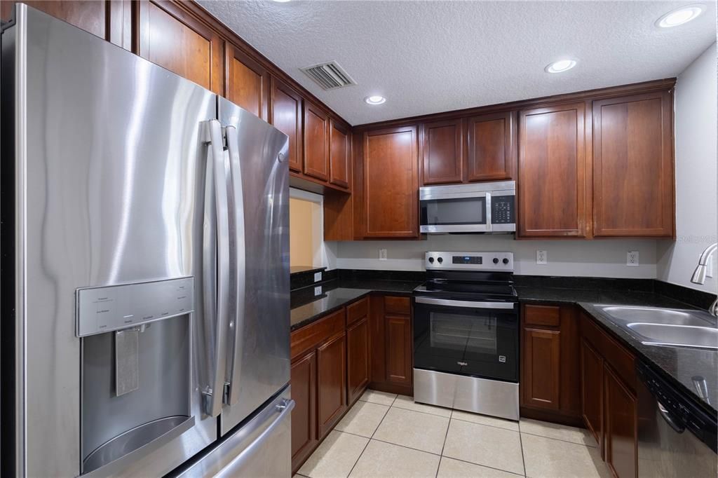 В аренду: $1,850 (3 спален, 2 ванн, 1532 Квадратных фут)