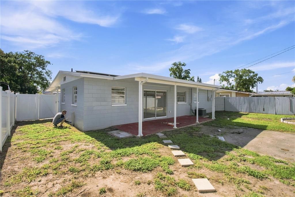 En Venta: $399,500 (3 camas, 2 baños, 1212 Pies cuadrados)