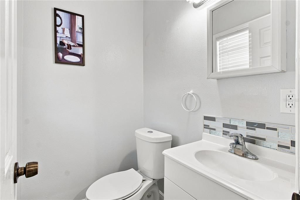 En Venta: $399,500 (3 camas, 2 baños, 1212 Pies cuadrados)