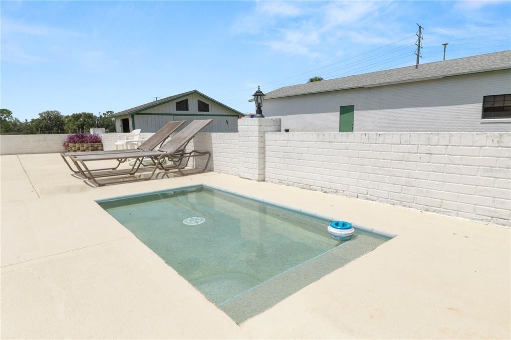 En Venta: $625,000 (4 camas, 2 baños, 2296 Pies cuadrados)