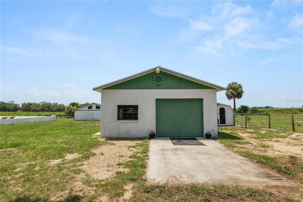 En Venta: $625,000 (4 camas, 2 baños, 2296 Pies cuadrados)