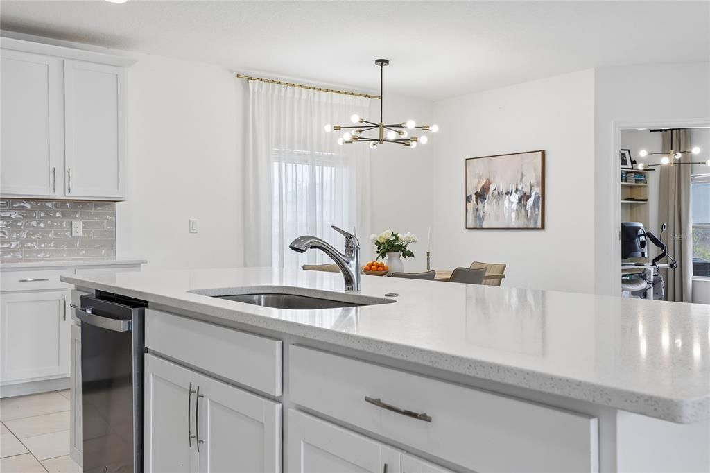 For Sale: $485,000 (4 beds, 2 baths, 2956 Square Feet)