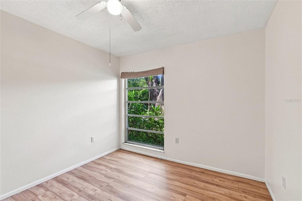 For Sale: $234,788 (2 beds, 2 baths, 1011 Square Feet)