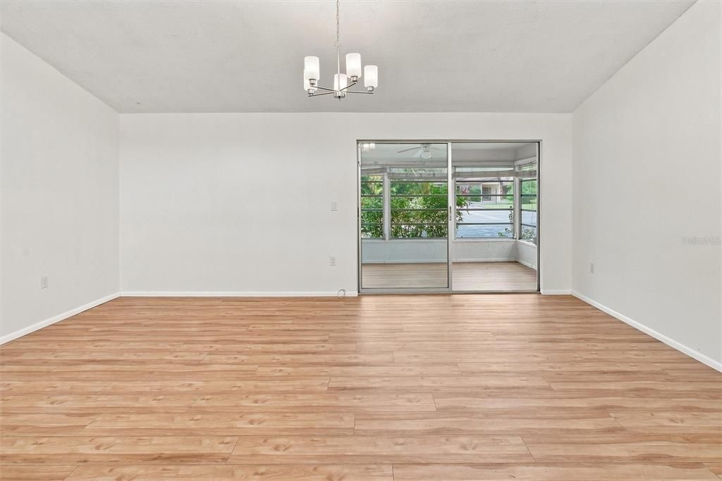 For Sale: $234,788 (2 beds, 2 baths, 1011 Square Feet)