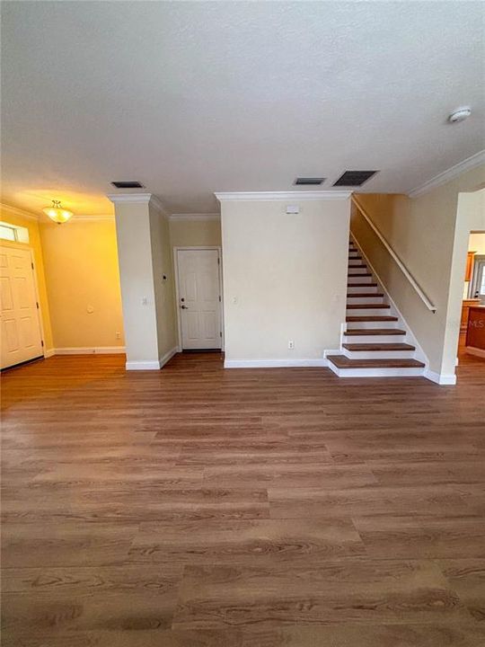 В аренду: $3,099 (6 спален, 3 ванн, 2760 Квадратных фут)