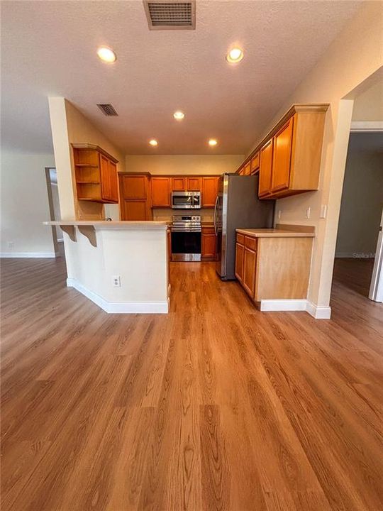 В аренду: $3,099 (6 спален, 3 ванн, 2760 Квадратных фут)