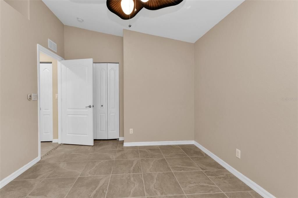 For Sale: $195,000 (2 beds, 2 baths, 1451 Square Feet)