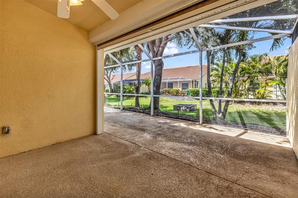 For Sale: $195,000 (2 beds, 2 baths, 1451 Square Feet)