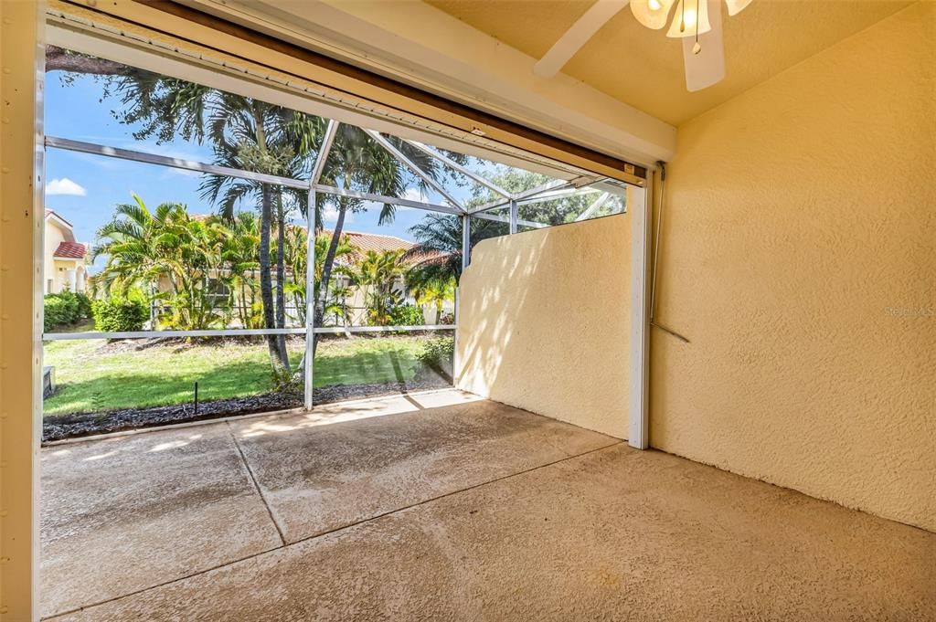 For Sale: $195,000 (2 beds, 2 baths, 1451 Square Feet)