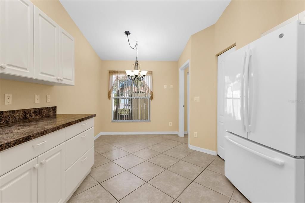 For Sale: $195,000 (2 beds, 2 baths, 1451 Square Feet)