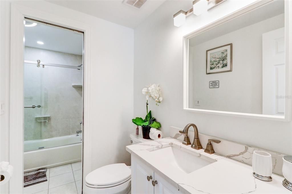 В аренду: $4,500 (4 спален, 2 ванн, 2491 Квадратных фут)