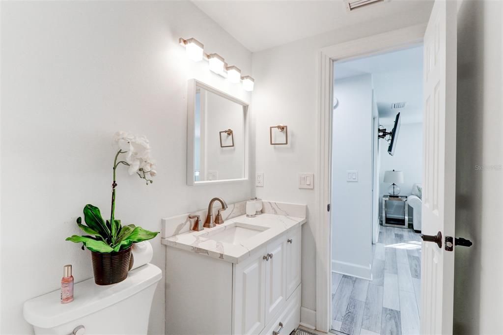В аренду: $4,500 (4 спален, 2 ванн, 2491 Квадратных фут)