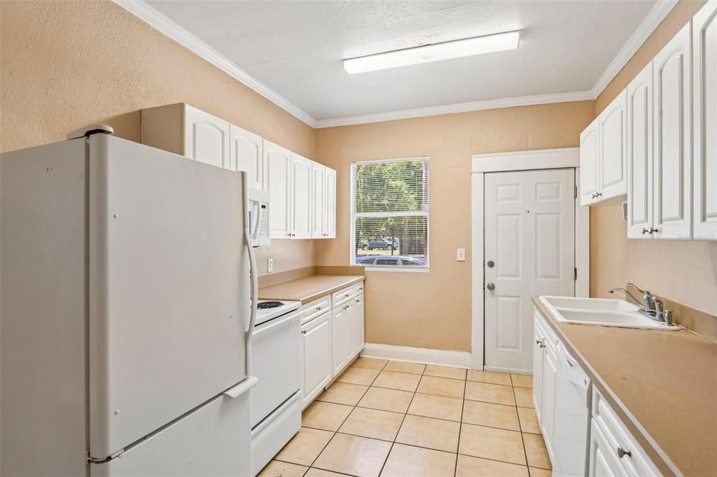 En Venta: $449,000 (0 camas, 0 baños, 1504 Pies cuadrados)