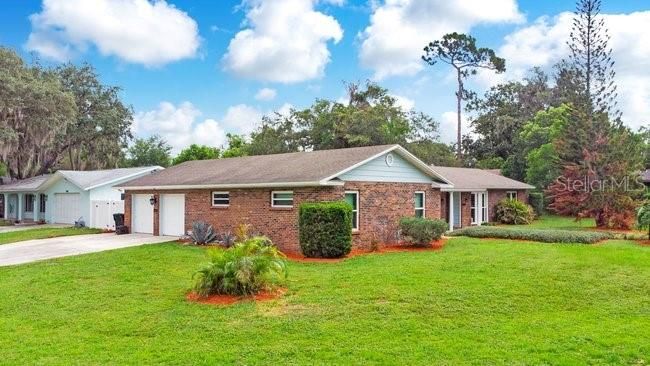 Activo con contrato: $569,000 (4 camas, 2 baños, 2022 Pies cuadrados)