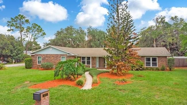 Activo con contrato: $569,000 (4 camas, 2 baños, 2022 Pies cuadrados)