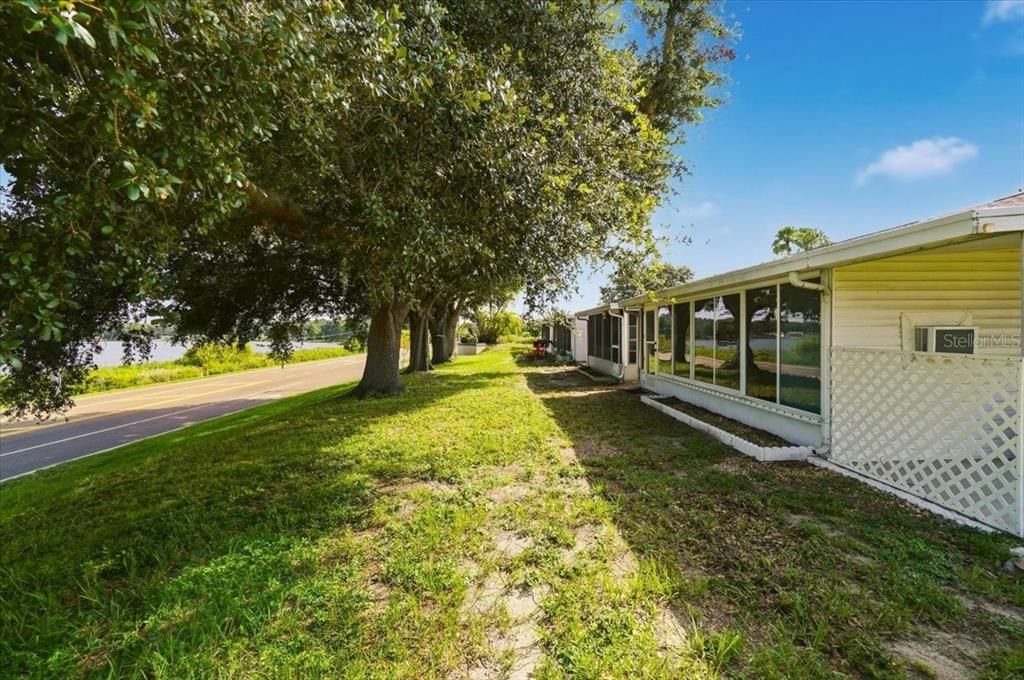 For Sale: $145,000 (2 beds, 2 baths, 1073 Square Feet)