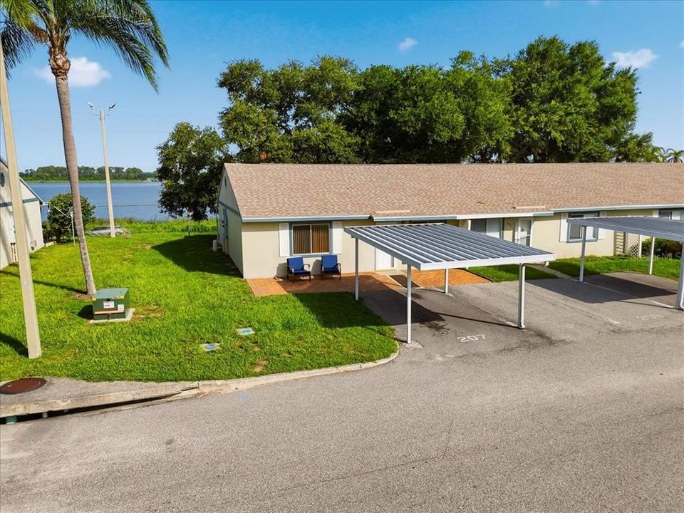 For Sale: $145,000 (2 beds, 2 baths, 1073 Square Feet)