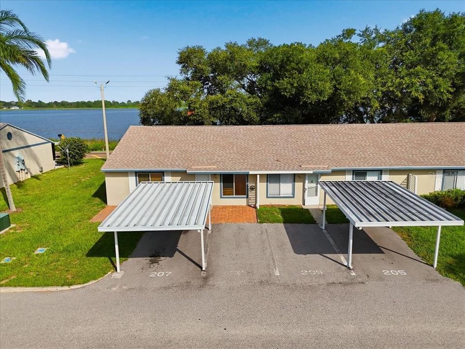 For Sale: $145,000 (2 beds, 2 baths, 1073 Square Feet)