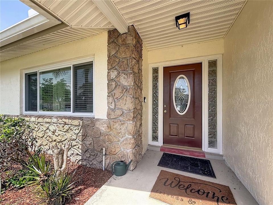 For Sale: $435,000 (3 beds, 2 baths, 1716 Square Feet)