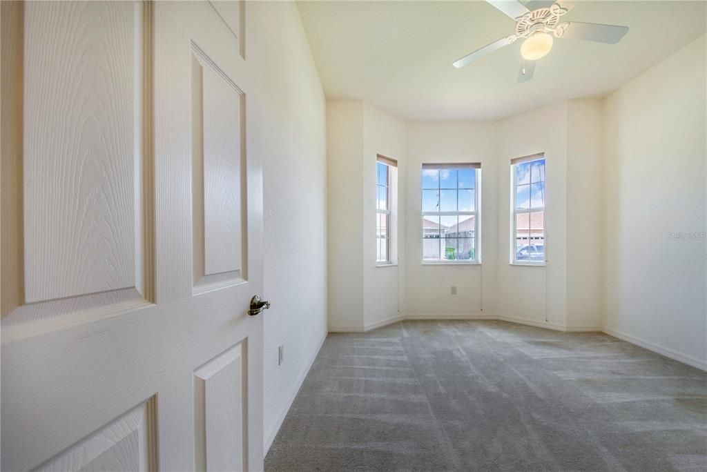 For Sale: $395,000 (3 beds, 2 baths, 2074 Square Feet)
