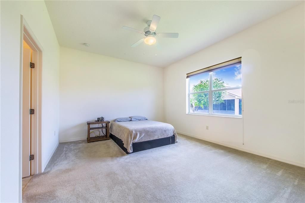 For Sale: $395,000 (3 beds, 2 baths, 2074 Square Feet)