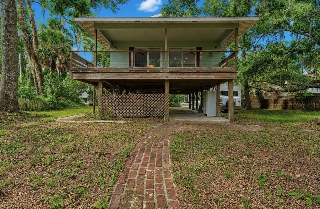 На продажу: $449,000 (2 спален, 1 ванн, 864 Квадратных фут)