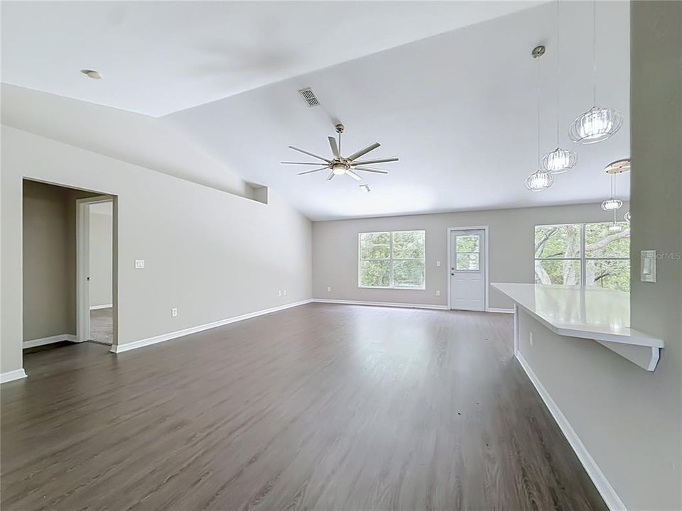 For Sale: $299,000 (4 beds, 2 baths, 2528 Square Feet)