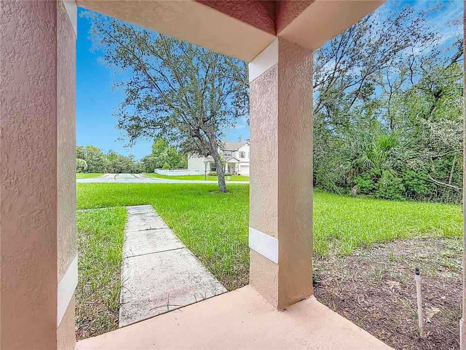 For Sale: $299,000 (4 beds, 2 baths, 2528 Square Feet)