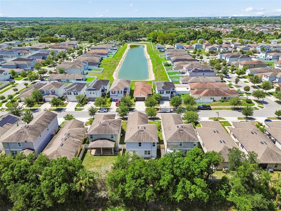 На продажу: $355,000 (4 спален, 2 ванн, 2600 Квадратных фут)