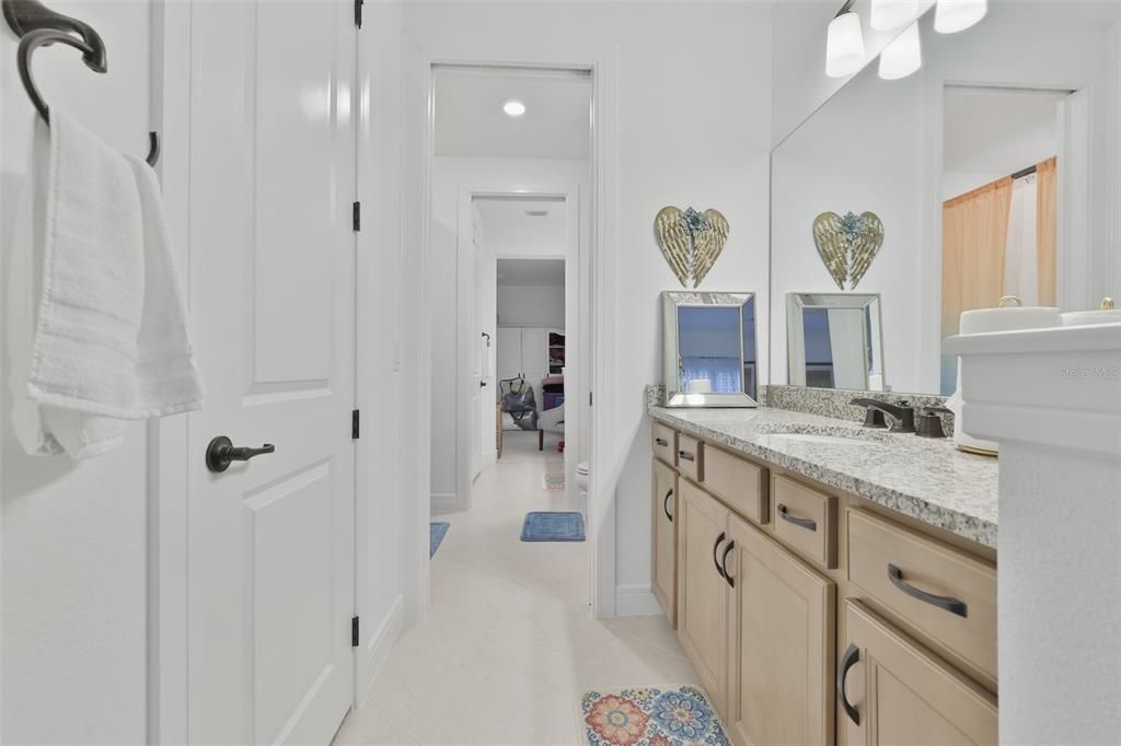For Sale: $835,000 (5 beds, 5 baths, 4281 Square Feet)