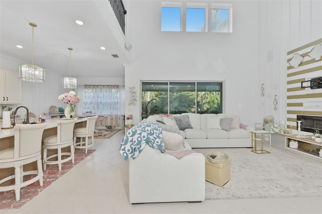 For Sale: $835,000 (5 beds, 5 baths, 4281 Square Feet)