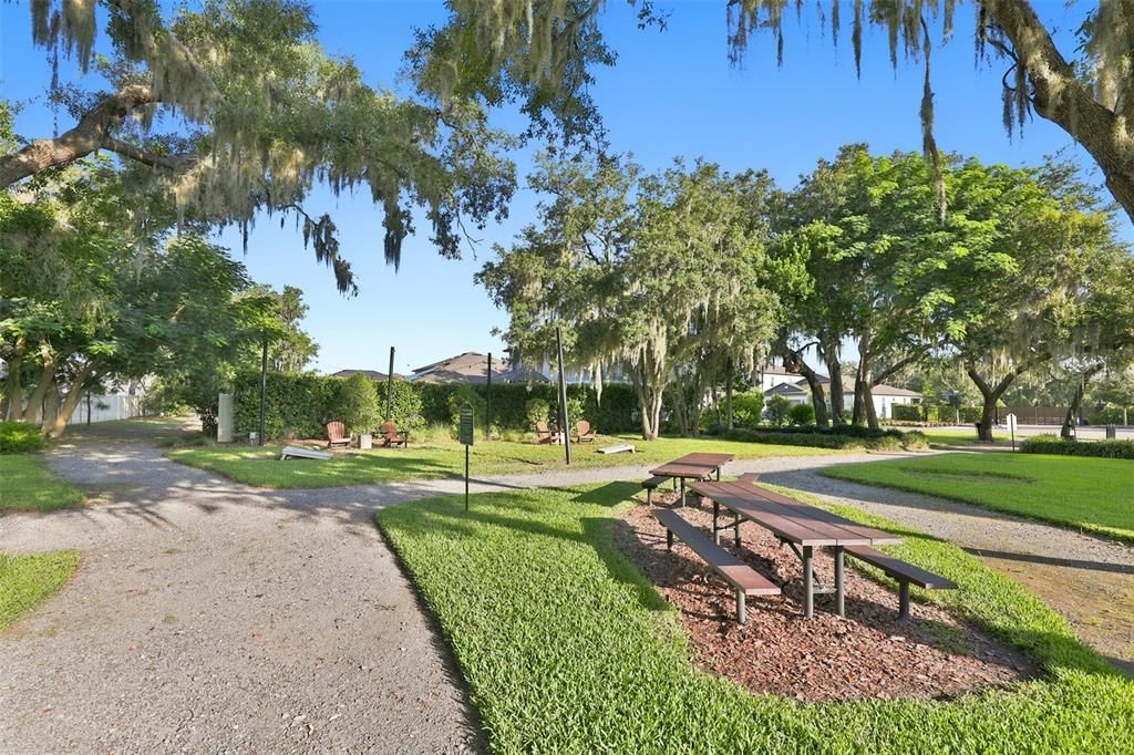 For Sale: $835,000 (5 beds, 5 baths, 4281 Square Feet)