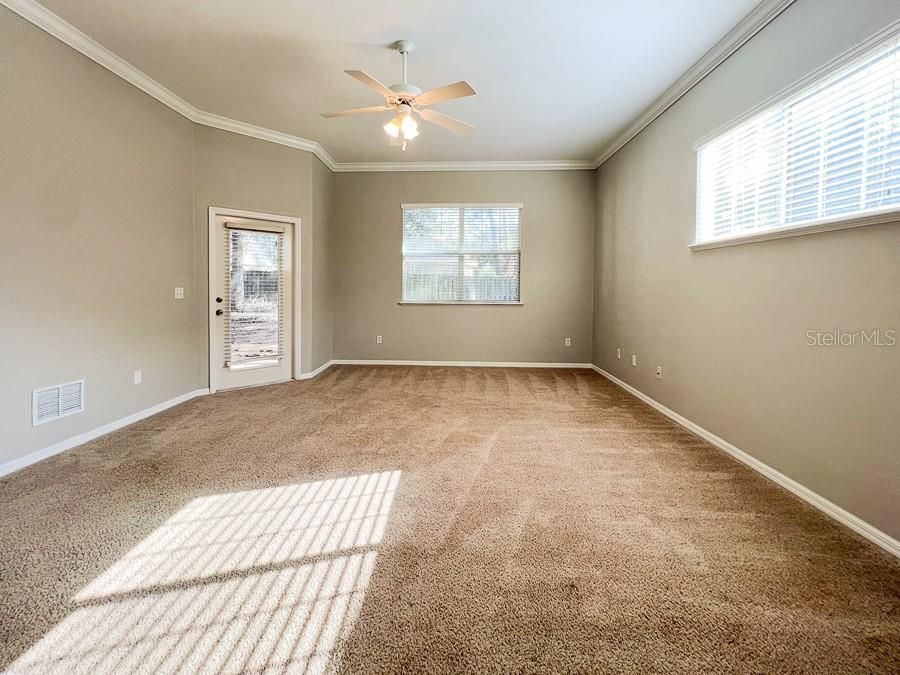 For Rent: $2,825 (4 beds, 3 baths, 2351 Square Feet)