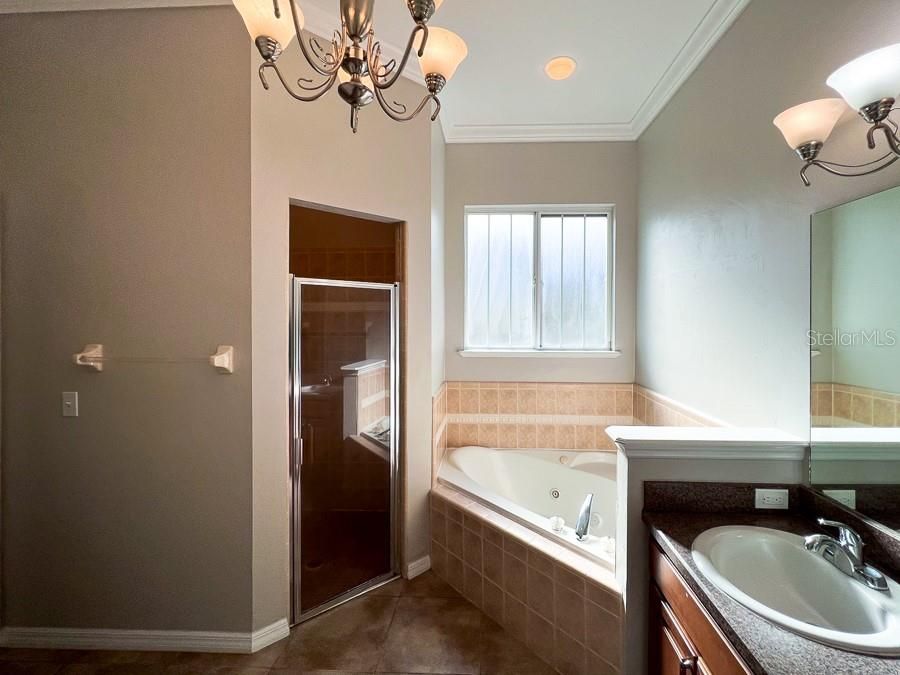For Rent: $2,825 (4 beds, 3 baths, 2351 Square Feet)